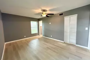 617 Laconia Cir, Lake Worth, FL 33467 - Photo 25