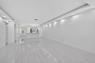 9272 Vista Del Lago, Boca Raton, FL 33428 - Photo 7
