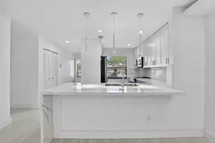 9272 Vista Del Lago, Boca Raton, FL 33428 - Photo 11