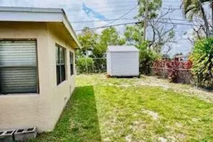 2611 NW 27th St, Oakland Park, FL 33311 - Photo 5