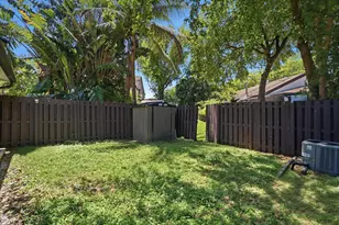 3414 Freedom Dr, Hollywood, FL 33021 - Photo 27