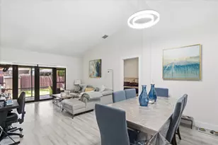 3414 Freedom Dr, Hollywood, FL 33021 - Photo 5