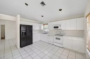 10870 Old Bridgeport Ln, Boca Raton, FL 33498 - Photo 19
