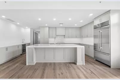 180 Lake Drive #2204, Palm Beach Shores, FL 33404 - Photo 13