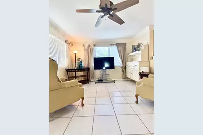 137 Farnham F #137, Deerfield Beach, FL 33442 - Photo 5
