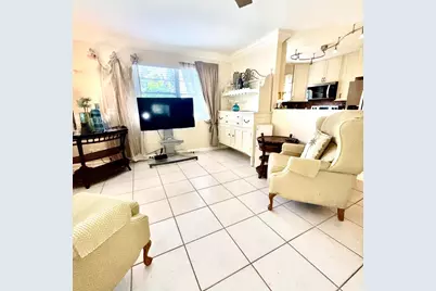 137 Farnham F #137, Deerfield Beach, FL 33442 - Photo 9