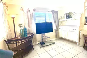 137 Farnham F, Deerfield Beach, FL 33442 - Photo 11