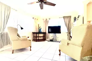 137 Farnham F, Deerfield Beach, FL 33442 - Photo 7