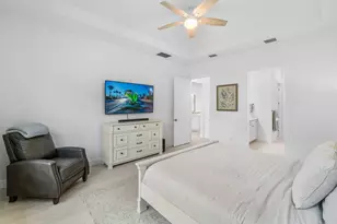 9303 Cape Honey Bee Ln, Lake Worth, FL 33467 - Photo 11
