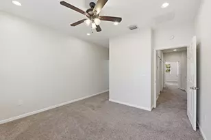 2423 NW 31st Ct, Oakland Park, FL 33309 - Photo 27