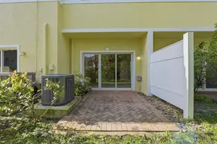 2423 NW 31st Ct, Oakland Park, FL 33309 - Photo 35