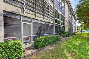 3201 Portofino Point, Coconut Creek, FL 33066 - Photo 27
