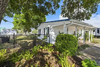 1324 16th Street, Vero Beach, FL  - Photo 3