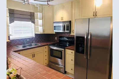 137 Farnham F #137, Deerfield Beach, FL 33442 - Photo 11