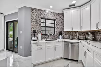 23260 Mirabella Circle N, Boca Raton, FL 33433 - Photo 23