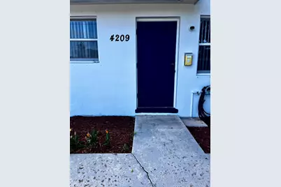4209 S Olive Avenue, West Palm Beach, FL 33405 - Photo 7