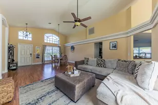 9 Meadows Park Ln, Boynton Beach, FL 33436 - Photo 5