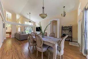 9 Meadows Park Ln, Boynton Beach, FL 33436 - Photo 7