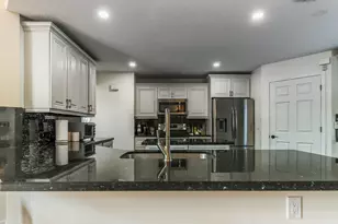 9 Meadows Park Ln, Boynton Beach, FL 33436 - Photo 13