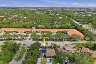 1001 Raintree Ln, Palm Beach Gardens, FL 33410 - Photo 37