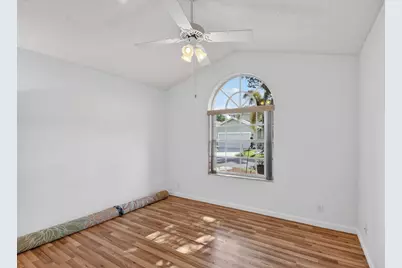 1033 Fairfax Circle W, Boynton Beach, FL 33436 - Photo 23