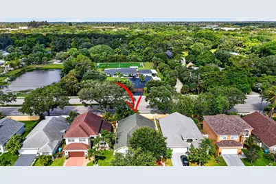 1033 Fairfax Circle W, Boynton Beach, FL 33436 - Photo 47