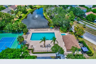 1033 Fairfax Circle W, Boynton Beach, FL 33436 - Photo 55