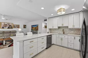 1025 Ventnor, Deerfield Beach, FL 33442 - Photo 9