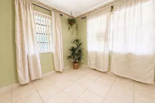 1014 SE 4th Ct, Deerfield Beach, FL 33441 - Photo 11