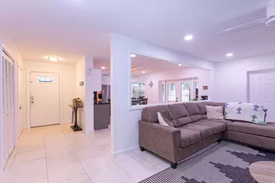 5756 Orchard Way, West Palm Beach, FL 33417 - Photo 9
