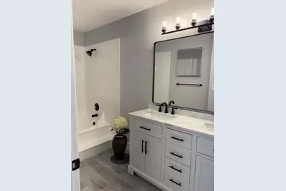 600 Executive Center Drive #212, West Palm Beach, FL 33401 - Photo 3
