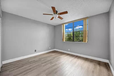 6190 Woodlands Boulevard #312, Tamarac, FL 33319 - Photo 19