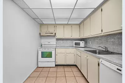 6190 Woodlands Boulevard #312, Tamarac, FL 33319 - Photo 23