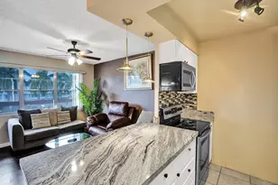 3014 Cornwall A, Boca Raton, FL 33434 - Photo 9