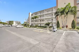3014 Cornwall A, Boca Raton, FL 33434 - Photo 33