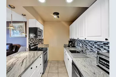 3014 Cornwall A, Boca Raton, FL 33434 - Photo 7
