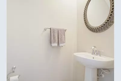 638 SW Glen Crest Way, Stuart, FL 34997 - Photo 15