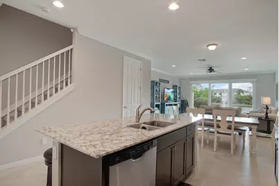 638 SW Glen Crest Way, Stuart, FL 34997 - Photo 9