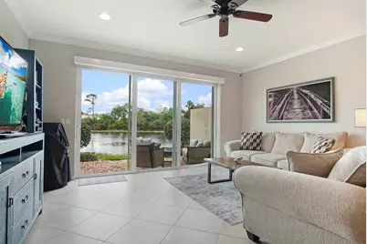 638 SW Glen Crest Way, Stuart, FL 34997 - Photo 11