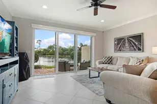 638 SW Glen Crest Way, Stuart, FL 34997 - Photo 11