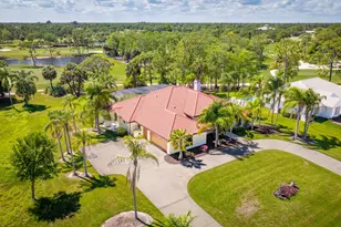 18680 SE Old Trail Dr E, Jupiter, FL 33478 - Photo 3