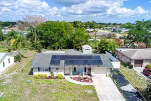 583 SE Greenway Terrace, Port Saint Lucie, FL 34983 - Photo 5