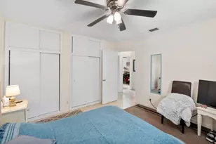 111 NE 57th St, Oakland Park, FL 33334 - Photo 11