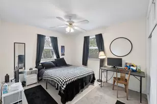 111 NE 57th St, Oakland Park, FL 33334 - Photo 5
