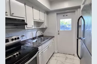 1798 NW 15th Vista #5, Boca Raton, FL 33432 - Photo 5