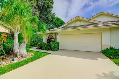 10868 Stafford Circle N, Boynton Beach, FL 33436 - Photo 1