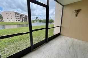 10442 Sunrise Lakes Blvd, Sunrise, FL 33322 - Photo 19