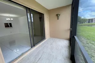 10442 Sunrise Lakes Blvd, Sunrise, FL 33322 - Photo 17
