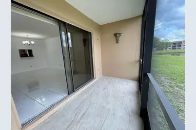 10442 Sunrise Lakes Boulevard #104, Sunrise, FL 33322 - Photo 17