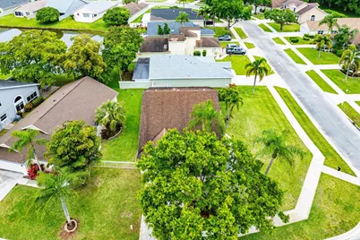7876 Lake Champlain Court, Delray Beach, FL 33446 - Photo 27